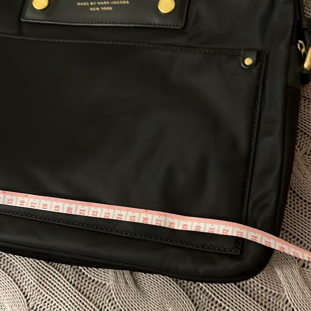 Marc Jacobs Black Laptop Bag with Adjustable Strap - Picture 9 of 10